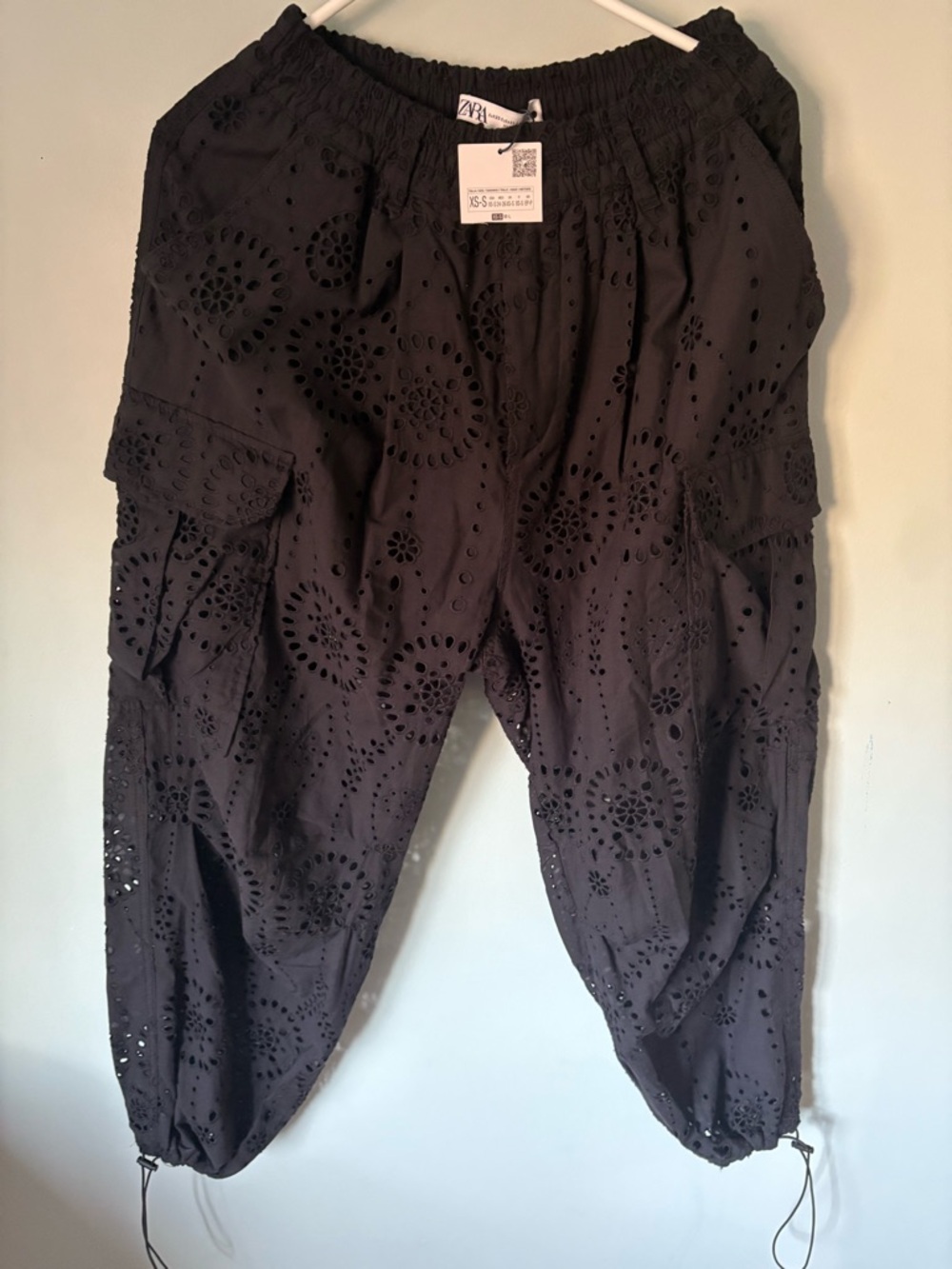Zara women black Eyelet Cargo Pants